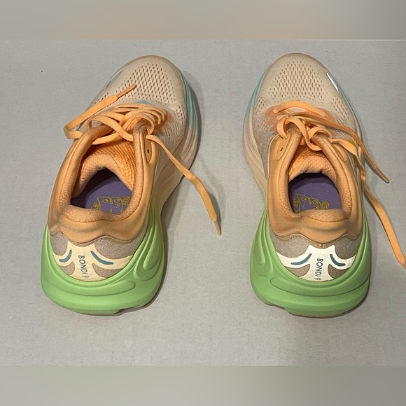 Hoka Bondi 9 - Women’s 7 - Frost/Pale Tangerine - GUC - Picture 5 of 8
